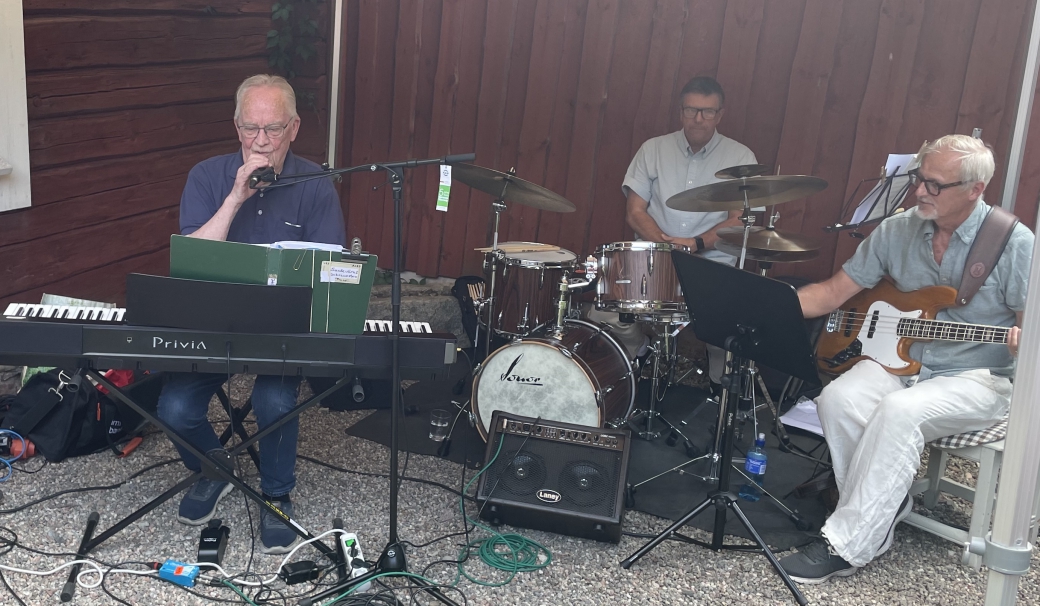 Gunnar Sandevärns Trio gav en mycket uppskattad föreställning